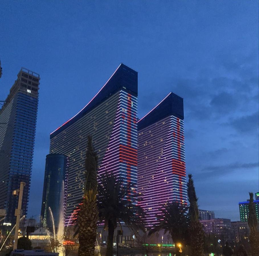 באטומי Orbi Sea View Apartment מראה חיצוני תמונה